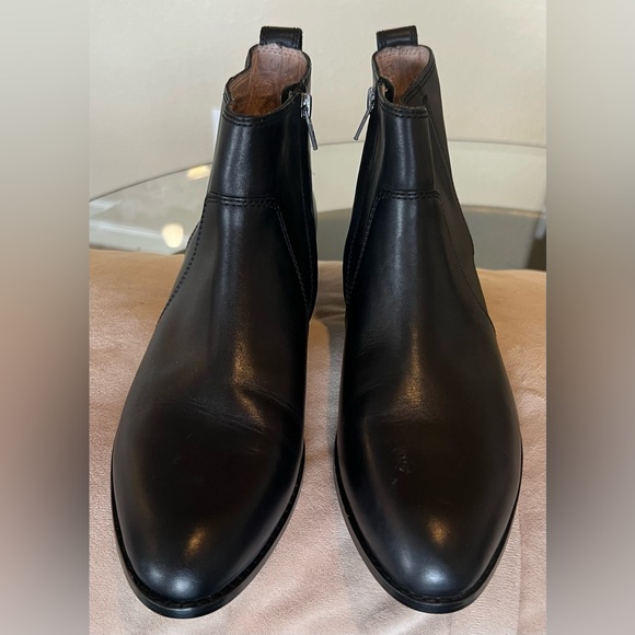 Madewell Other - Madewell Black Leather Ankle Boots Womens Size 9.5 Side Zip Low Heel Booties